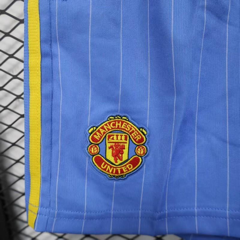 Retro Player Version 1990/91 Manchester United Third Sky Blue with Pinstripe Pattern Shorts