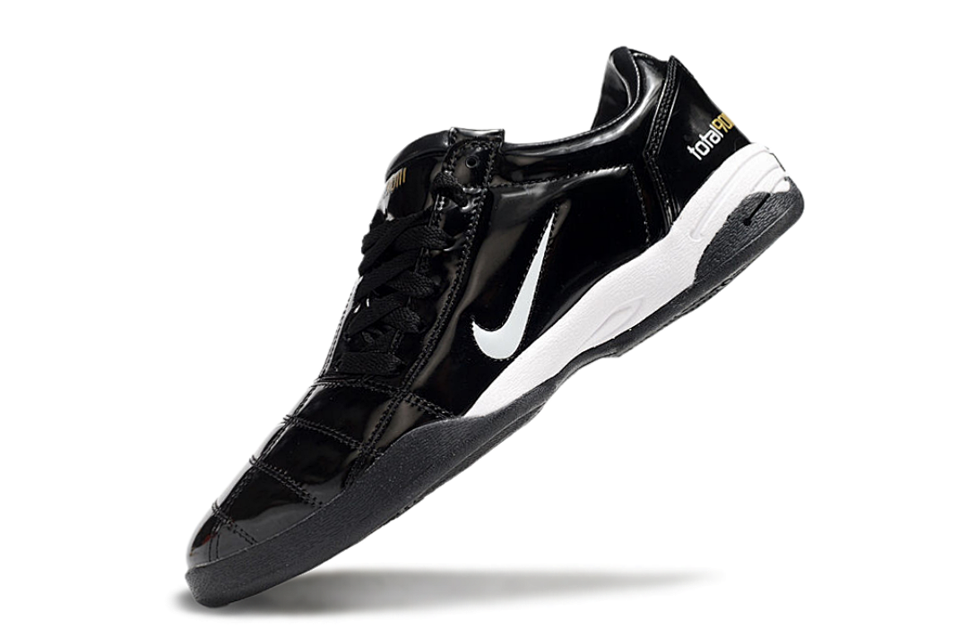 NIKE T90 IC