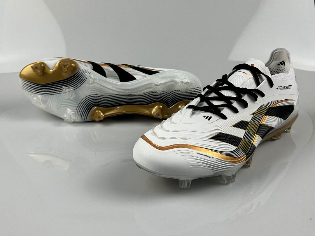 PREDATOR ACCURACY FG BOOTS