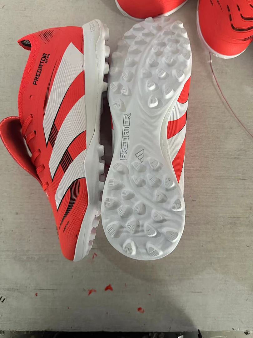 PREDATOR 25 ELITE TF BOOTS