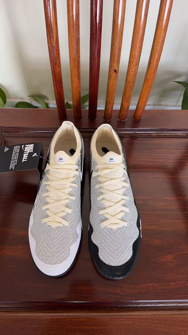 Nike Air Zoom Mercurial Vapor XV Elite