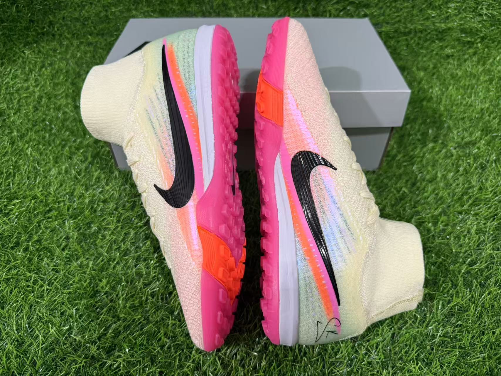 Nike Air Zoom Mercurial Vapor XV Elite TF