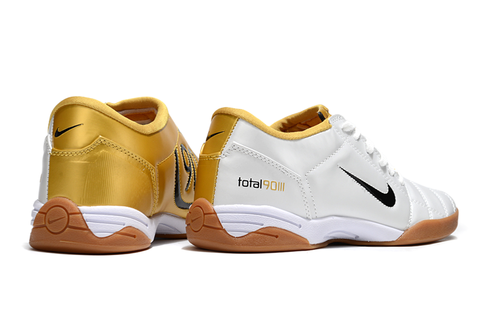 NIKE T90 IC