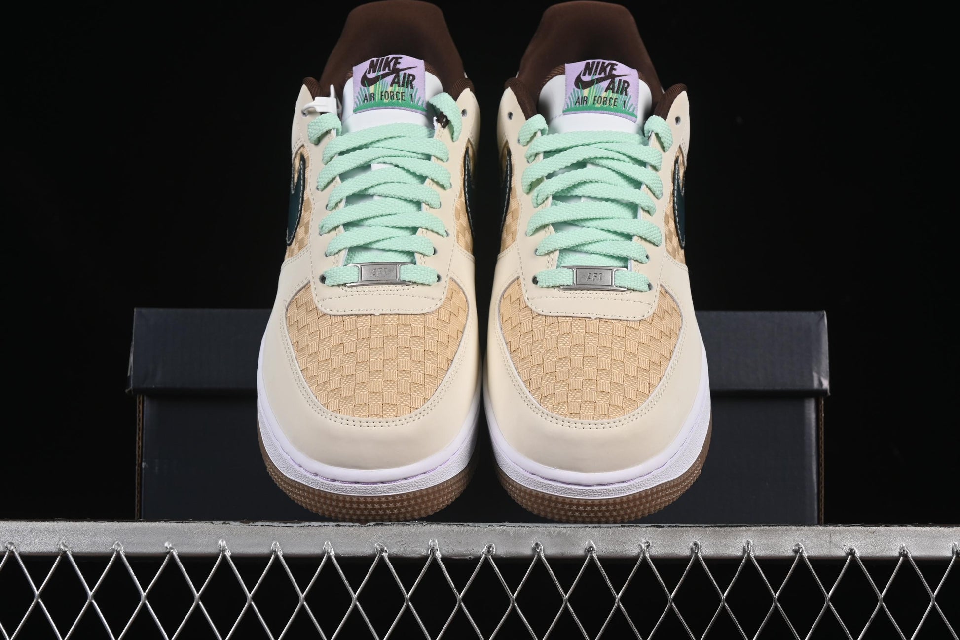 Nike Air Force 1'07 Low Casual Sneakers with Full-Length Air Cushion - IB5722-100