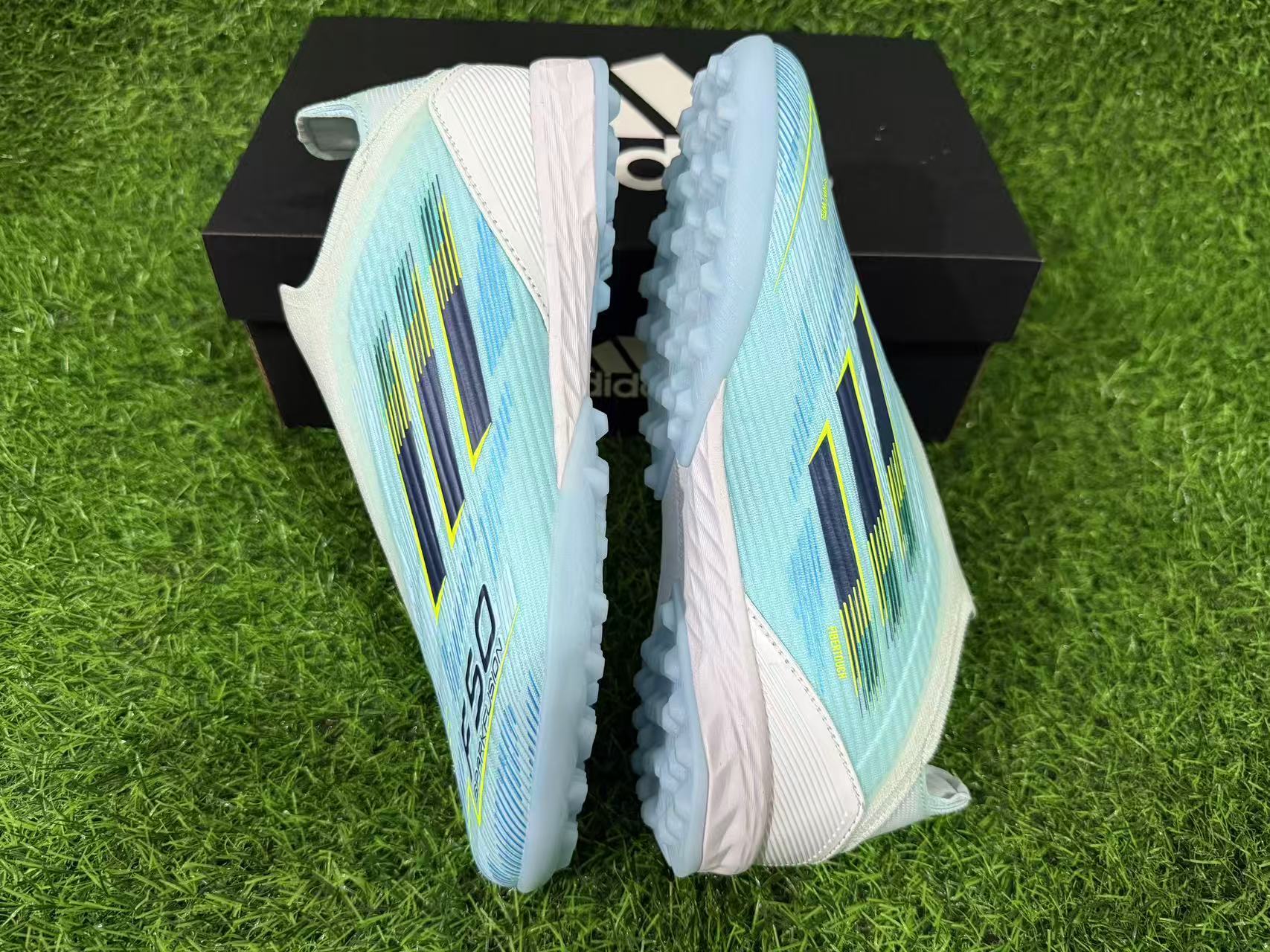 adidas F50 Elite Laceless TF