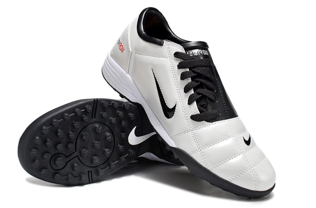 NIKE T90 TF
