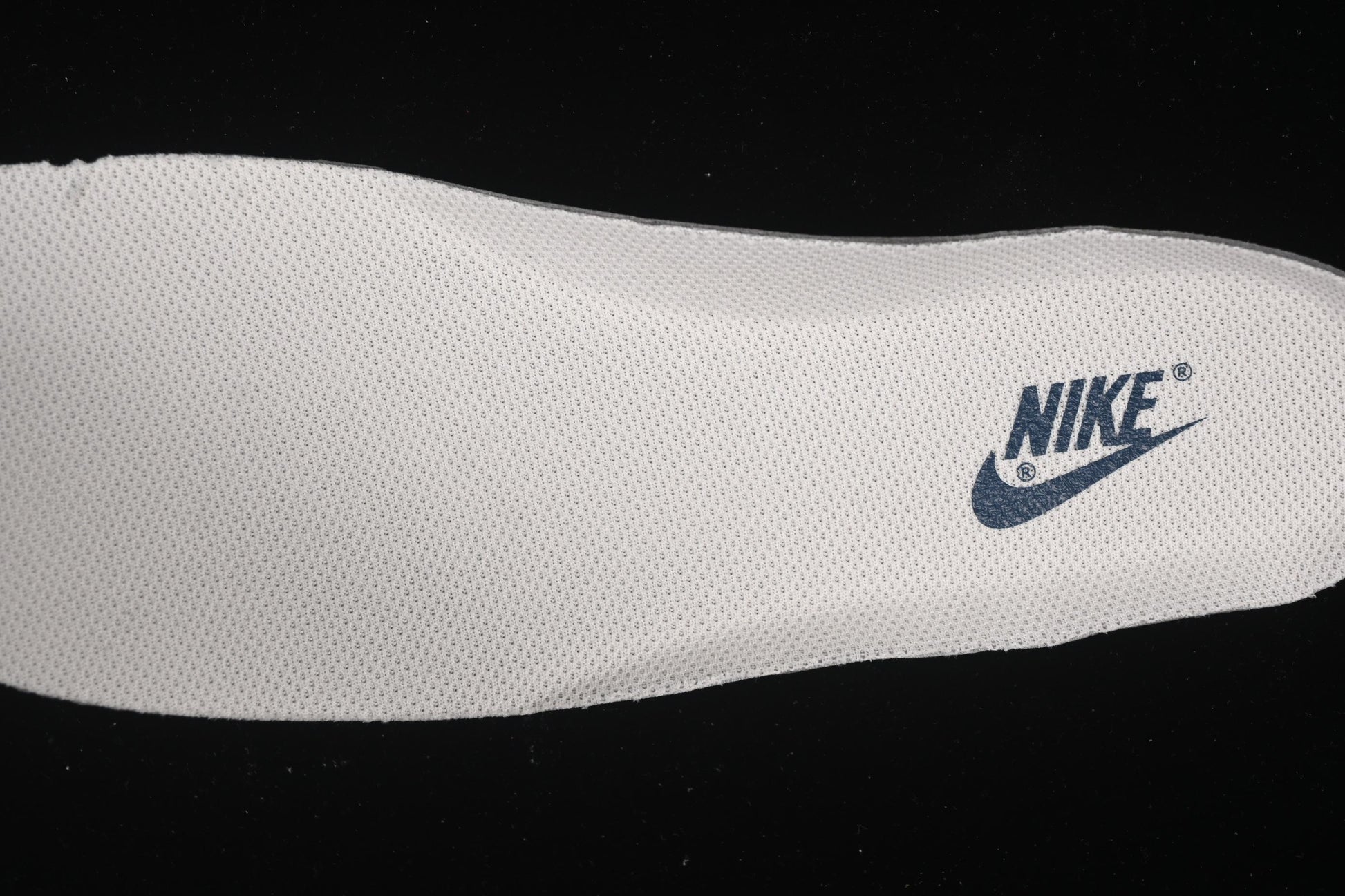 Nike Air Force 1'07 Low Collaboration Sneakers in Dark Blue with Mini Swoosh Logo - HH7518-047