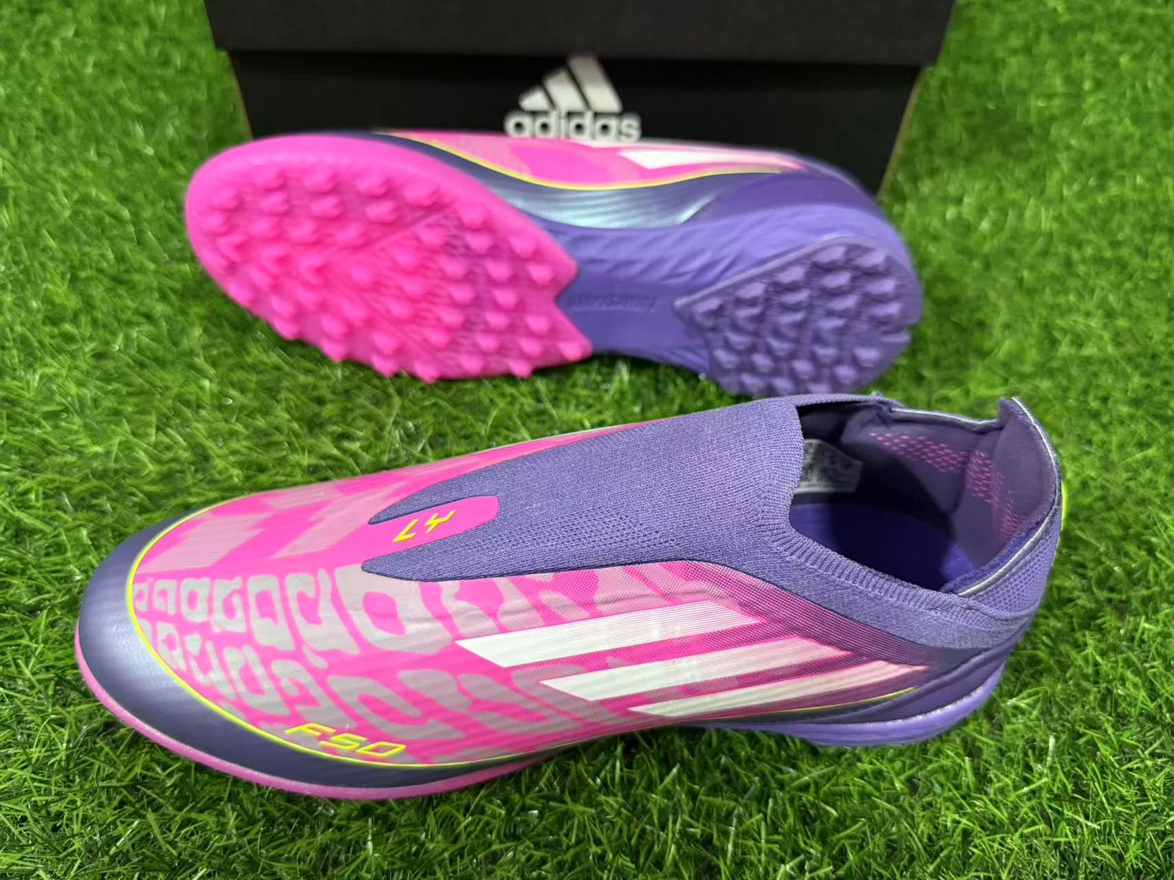 adidas F50 Elite Laceless TF