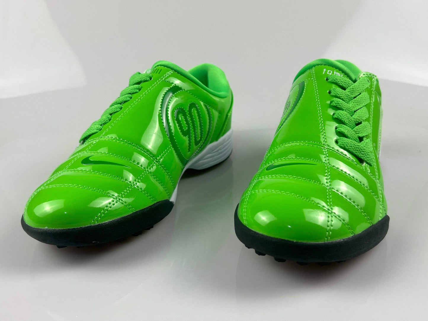 NIKE T90 TF