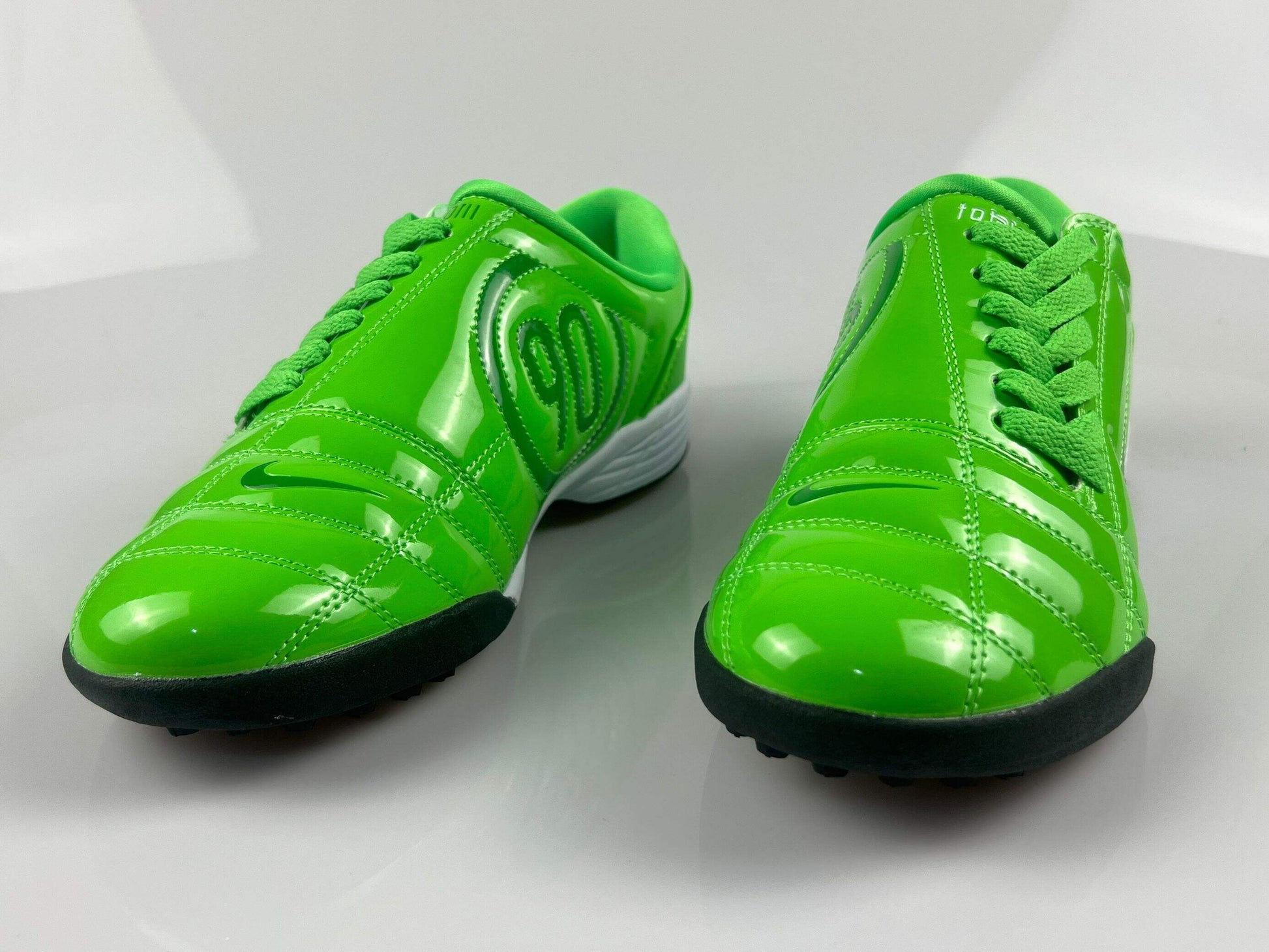 NIKE T90 TF