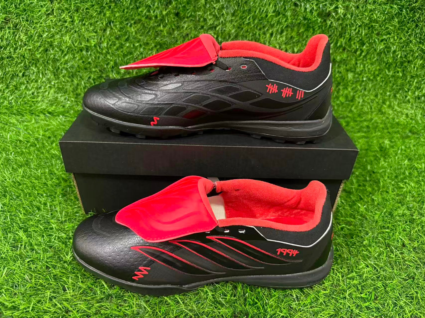adidas 26 Predator Elite Tongue TF