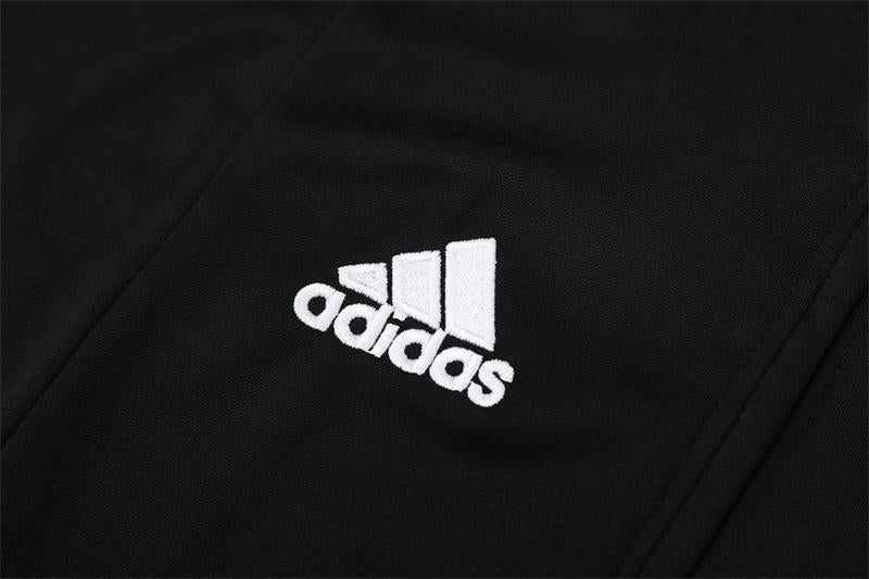 Retro 04/05 Real Madrid Black Half Zipper Jacket