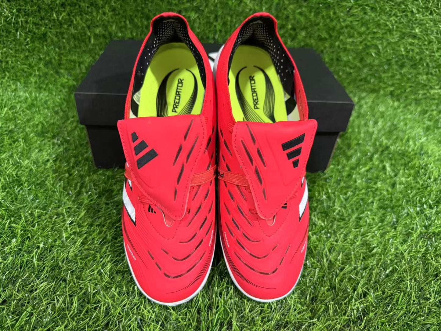PREDATOR 25 ELITE TF BOOTS