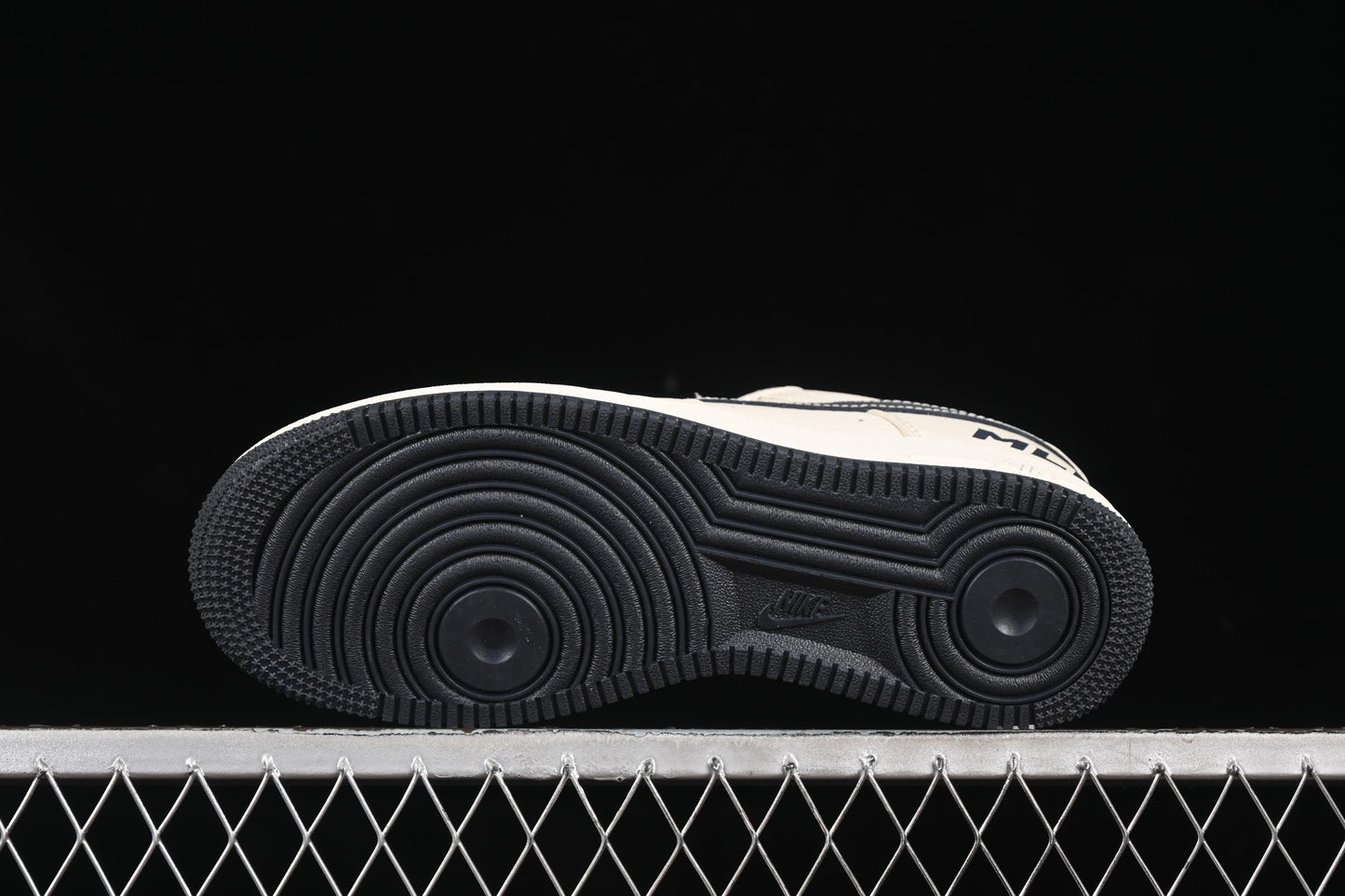 Nike Air Force 1 '07 Low MLB Collaboration Graffiti Casual Sneakers - DF0188-051