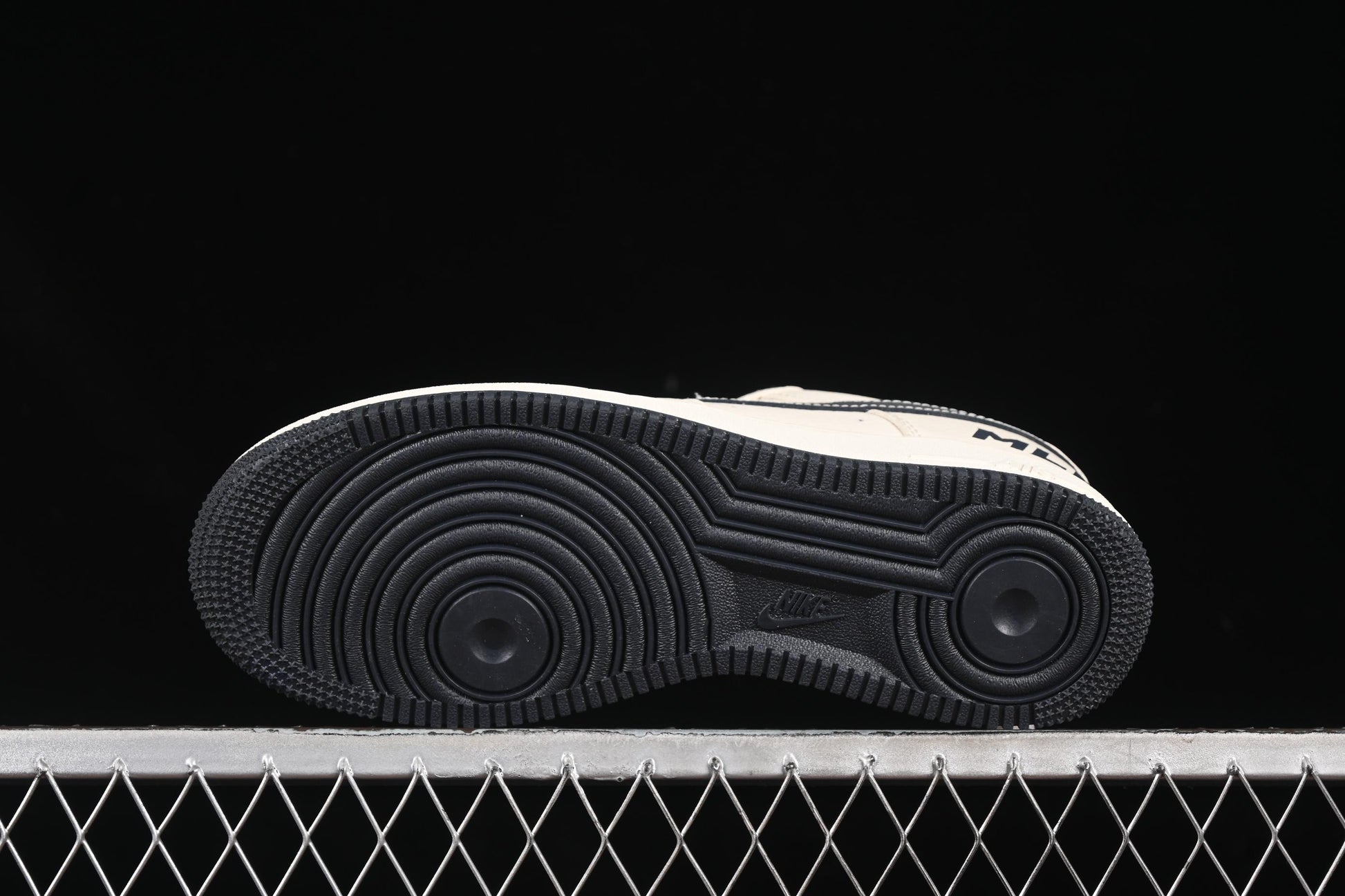Nike Air Force 1 '07 Low MLB Collaboration Graffiti Casual Sneakers - DF0188-051
