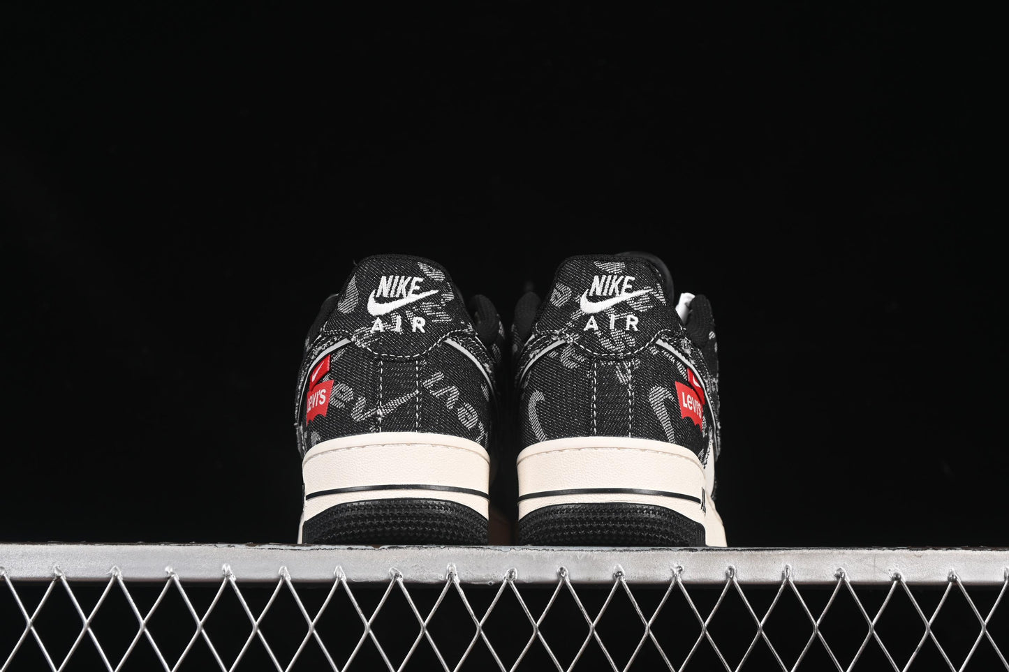 Nike Air Force 1 '07 Low Levi's Collaboration Dual-Tone Black Denim Casual Sneakers - YX5066-312
