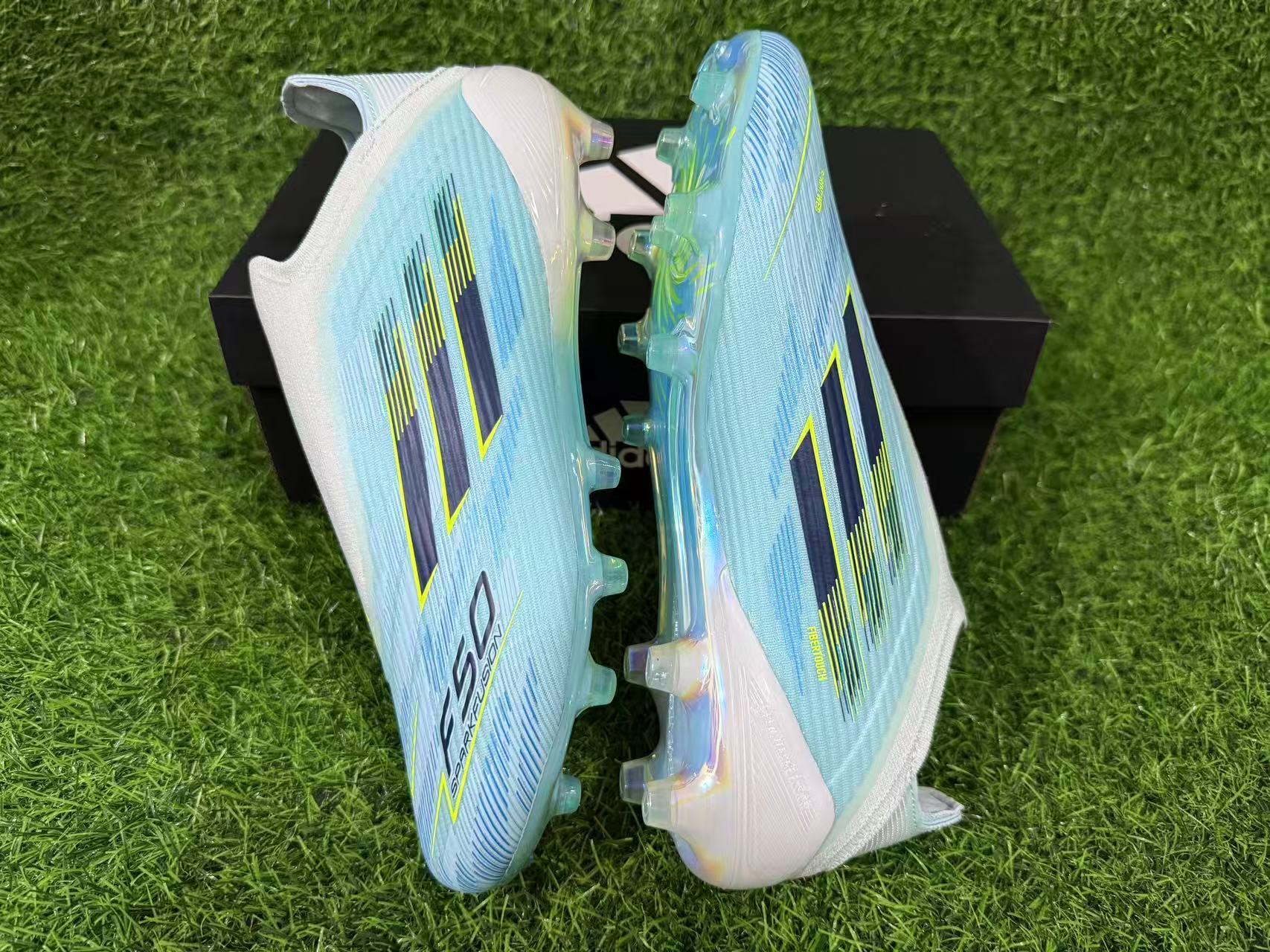 adidas F50 Elite Laceless FG