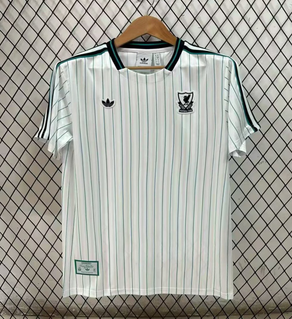 25/26 Liverpool FC Terrace Icons Stripe Jersey