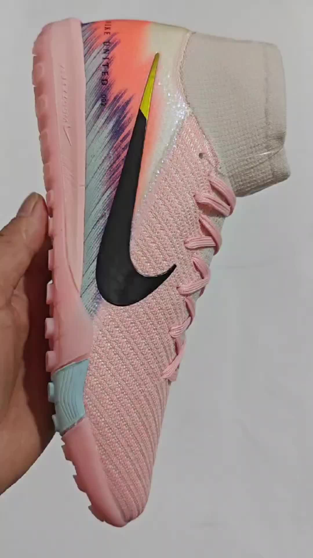 NIKE PHANTOM LUNA ELITE TF