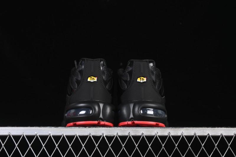 Nike Air Max Plus Retro Running Shoes with Air Cushion - IM4868-010