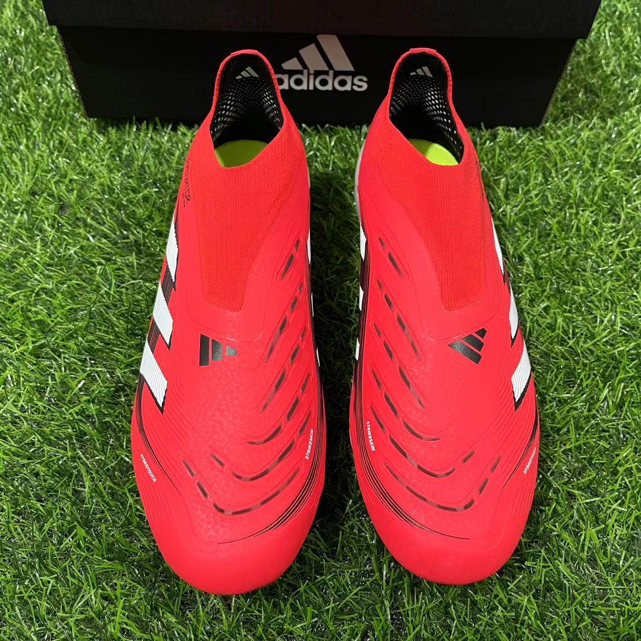 PREDATOR ACCURACY+ FG BOOTS