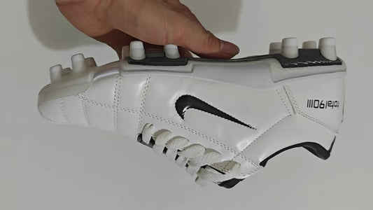 NIKE T90