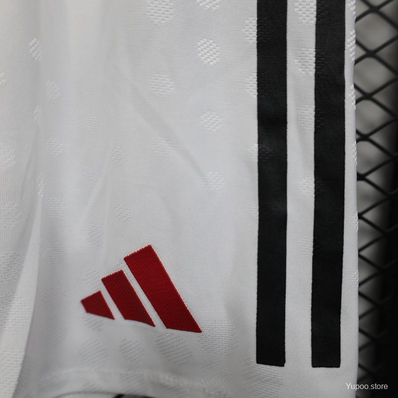 Player Version 25/26 Manchester United Home Shorts