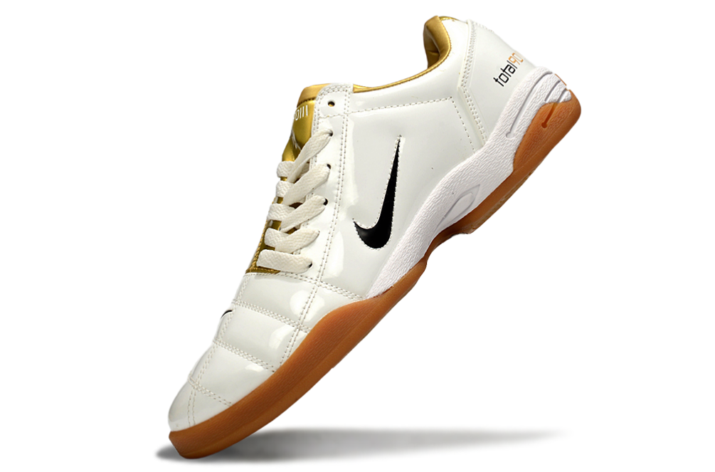 NIKE T90 IC