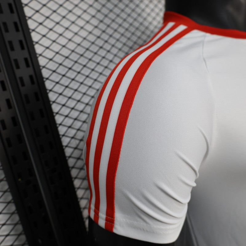 Player Version 26/27 Liverpool White Terrace Icons Jersey