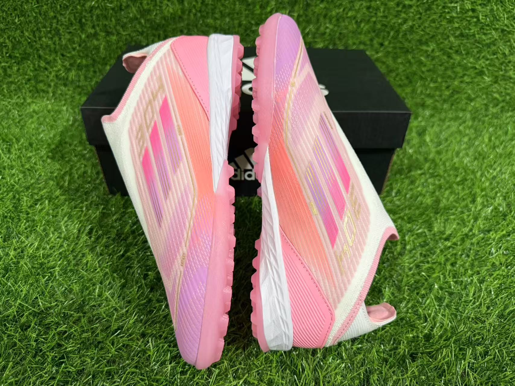 adidas F50 Elite Laceless TF