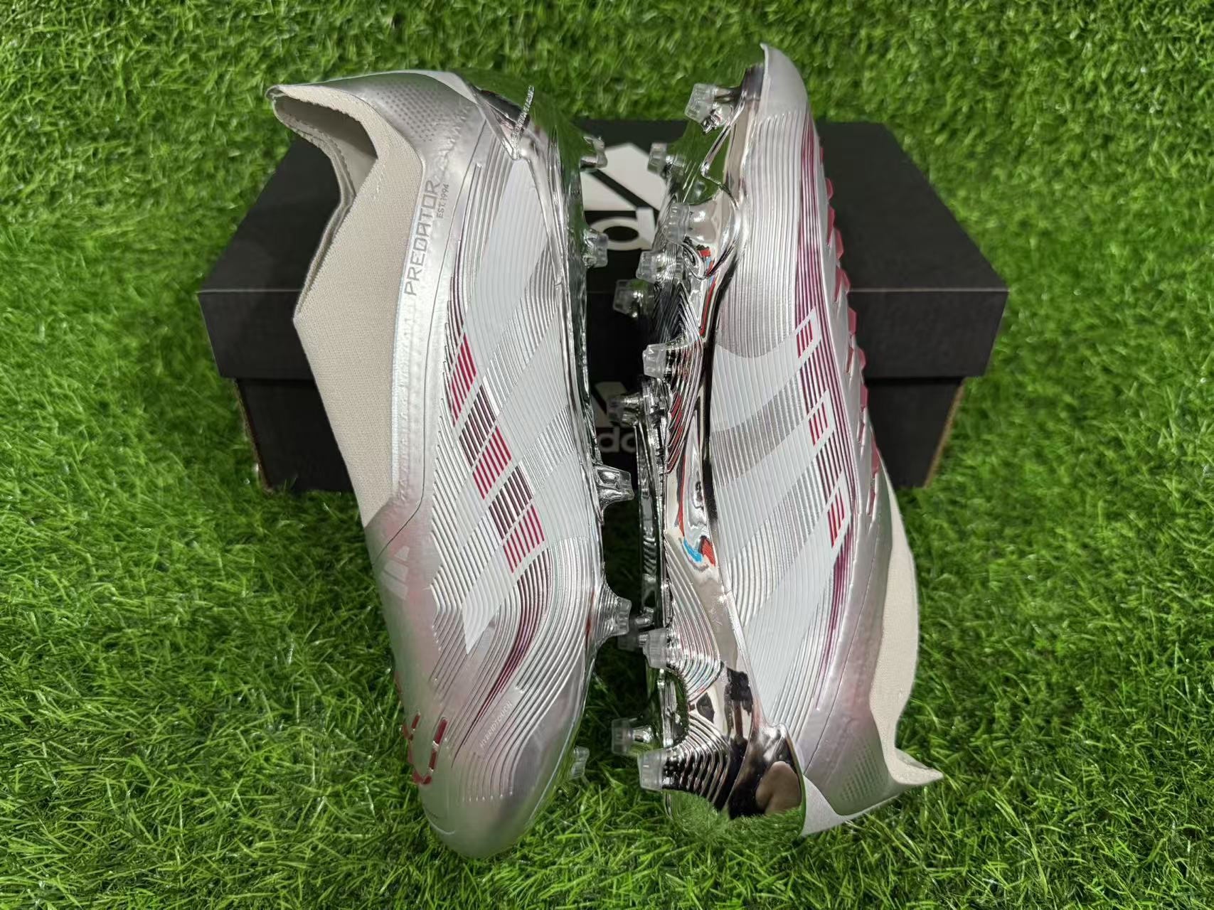 PREDATOR ACCURACY+ FG BOOTS