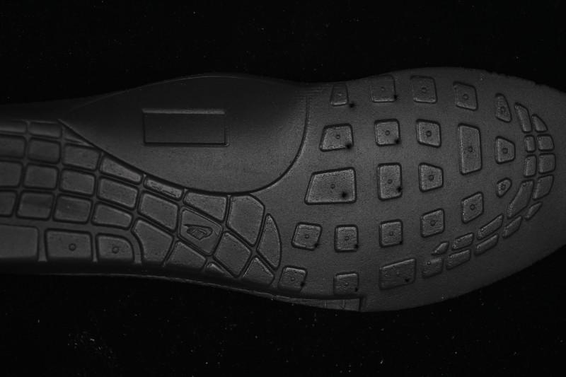 Nike Air Max 90 Retro Running Shoes with Max Air Cushion - CN8490-100