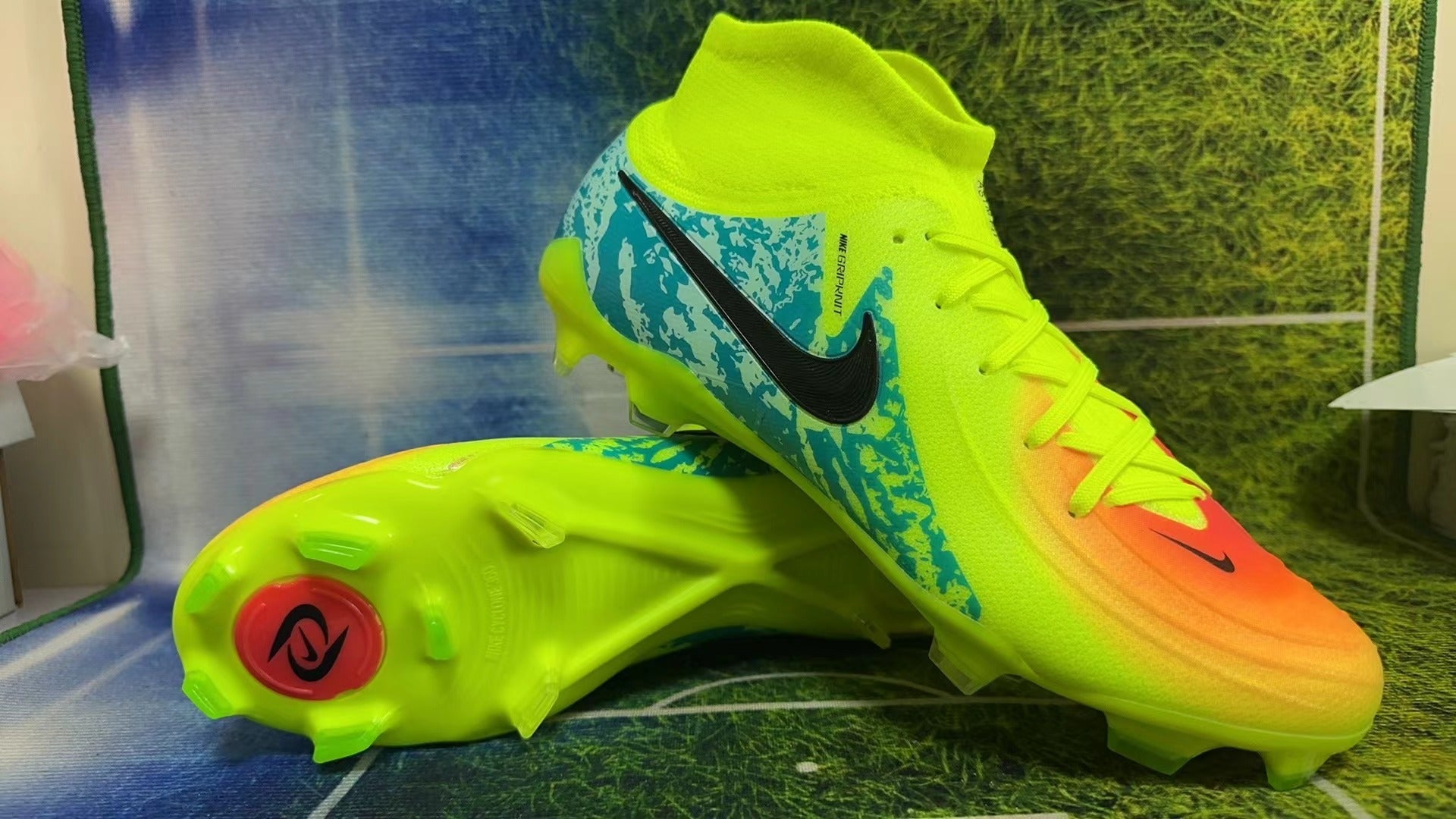 NIKE PHANTOM LUNA ELITE FG