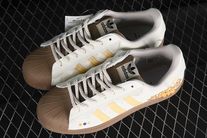 Adidas Superstar GW4440 Casual Sneakers with Shell Toe Design - GW4440