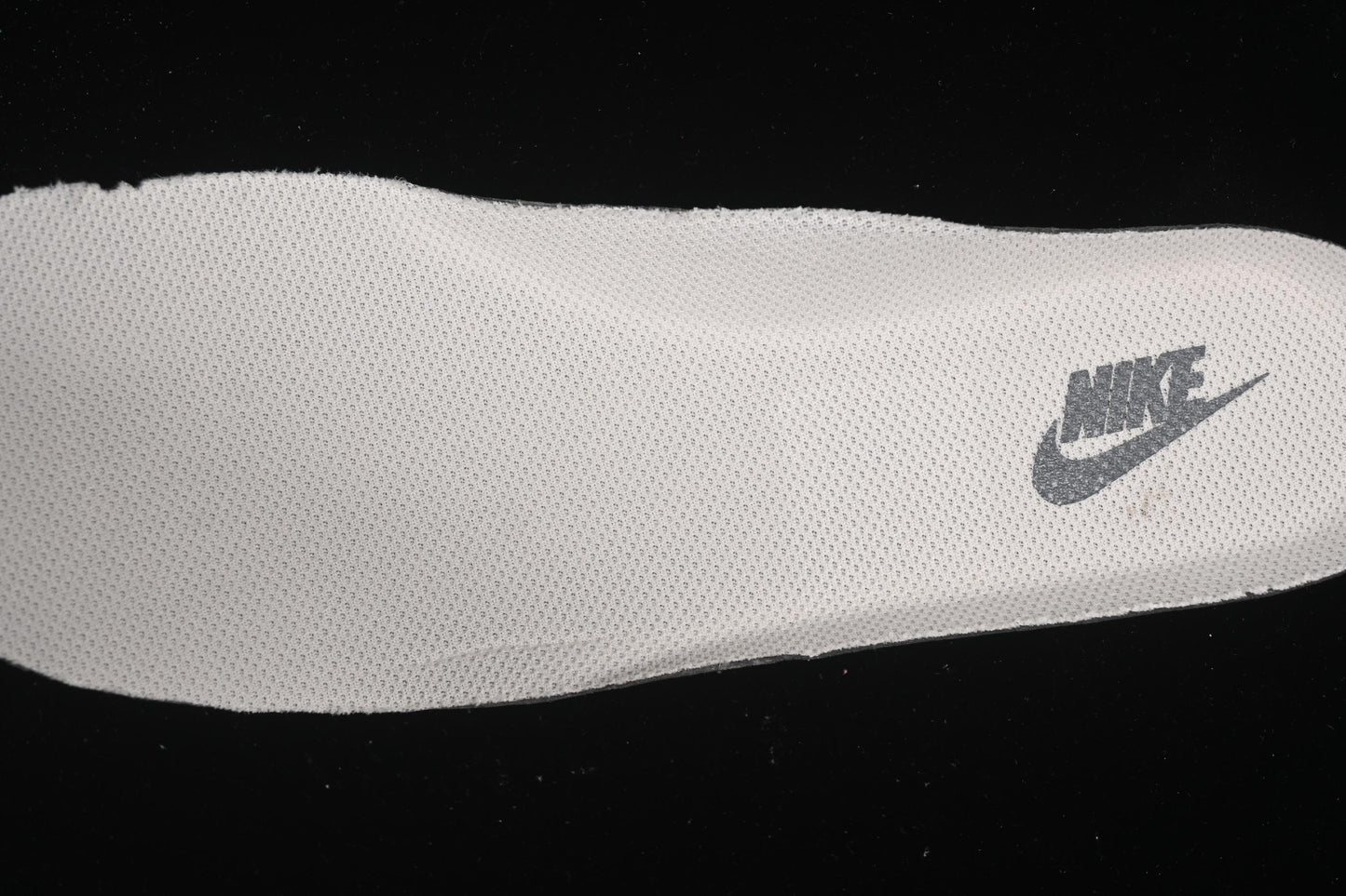 Nike Air Force 1 '07 Low Supreme Casual Sneakers with Full-Length Air Cushion - XZ6188-367