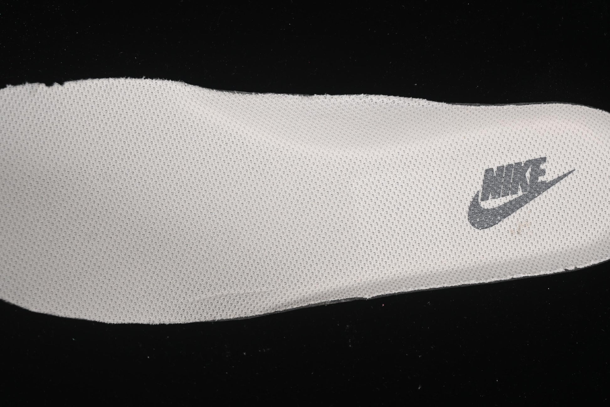 Nike Air Force 1 '07 Low Supreme Casual Sneakers with Full-Length Air Cushion - XZ6188-367
