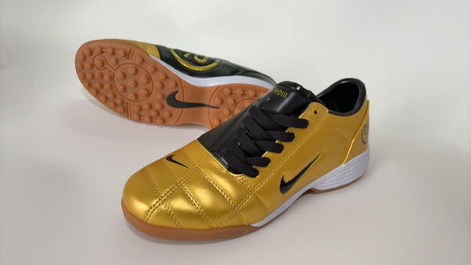NIKE T90 TF