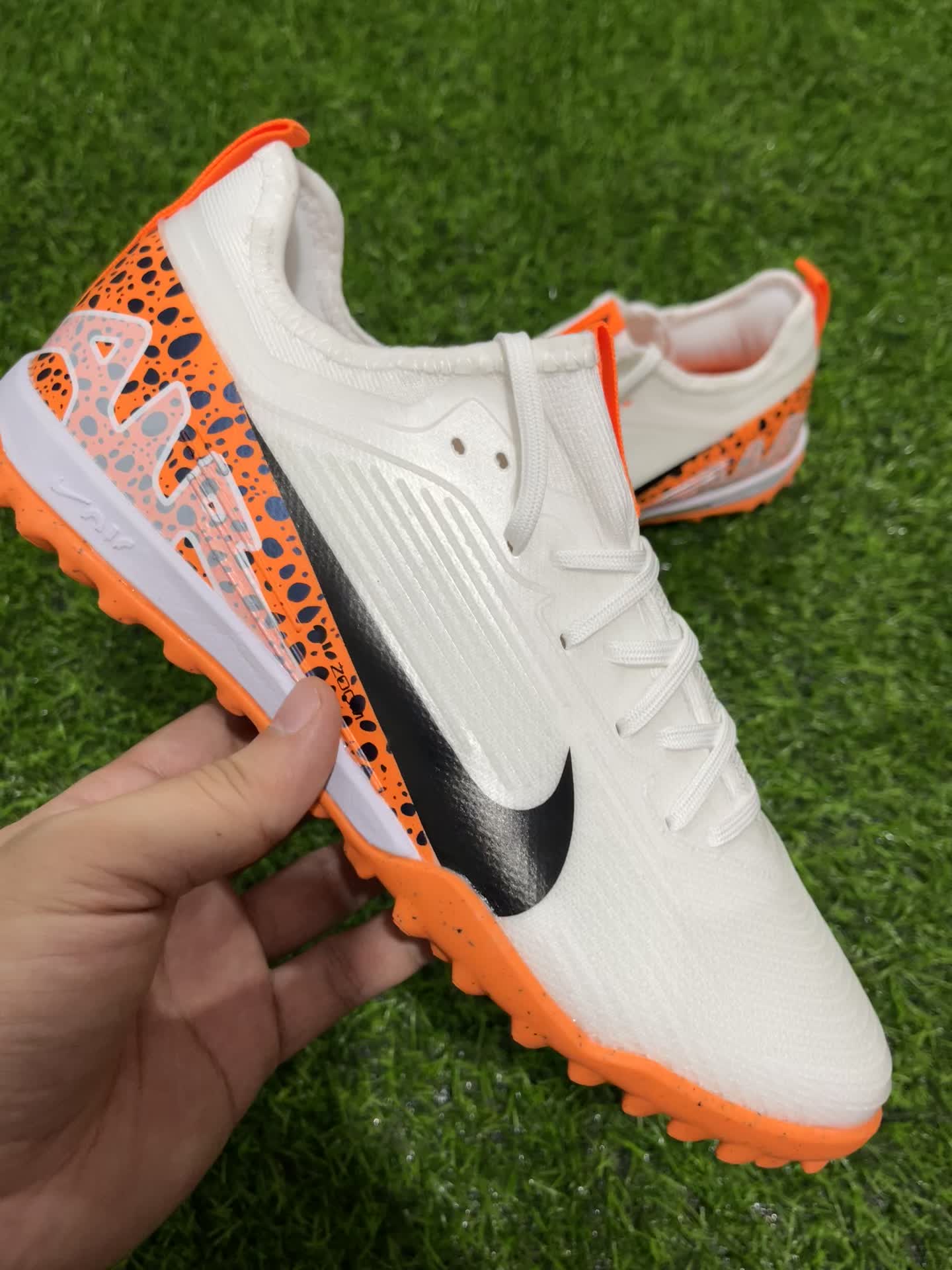 Nike Air Zoom Mercurial Vapor XV Pro