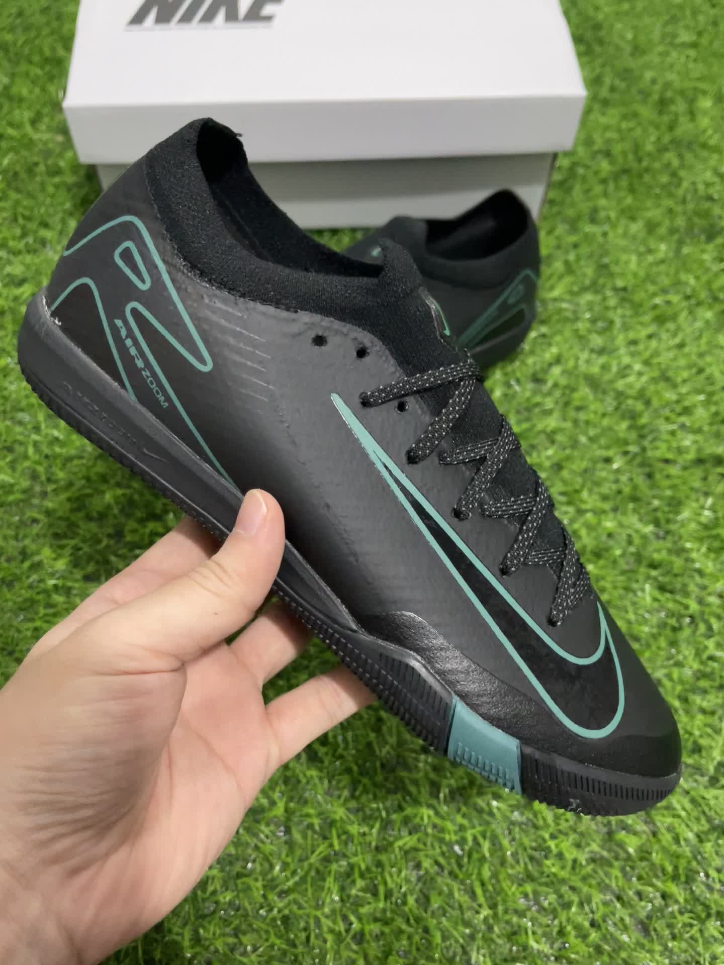 Nike Air Zoom Mercurial Vapor XVI Elite IC