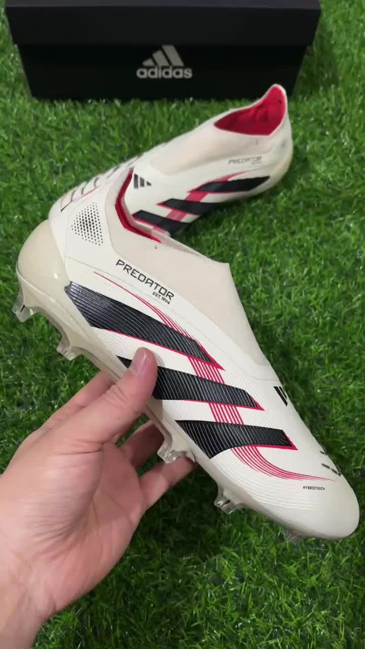 PREDATOR ACCURACY+ FG BOOTS