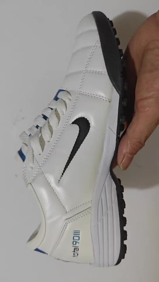 NIKE T90 TF