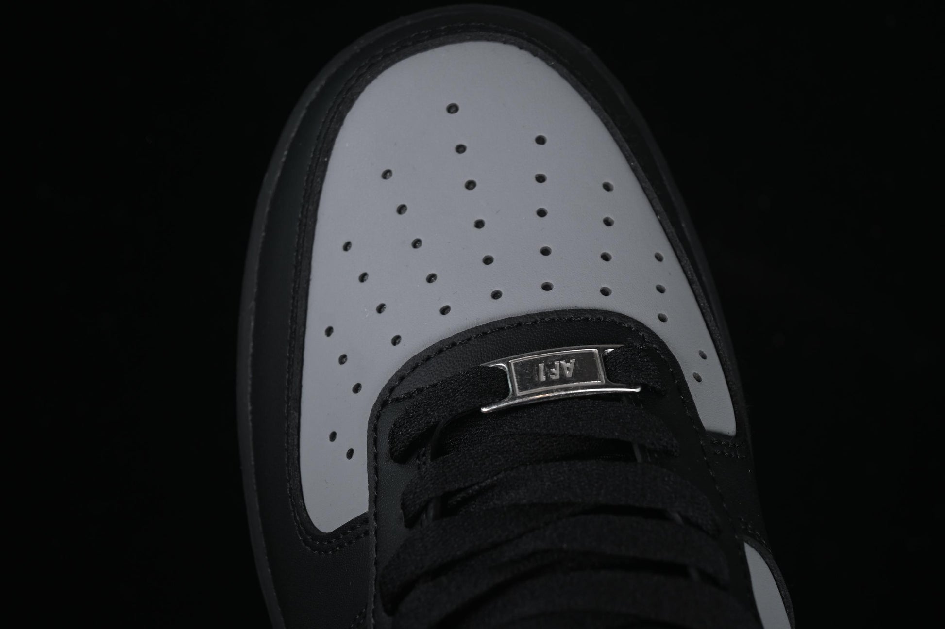 Nike Air Force 1'07 Low Custom Casual Sneakers with Full-Length Air Cushion - CW2288-111