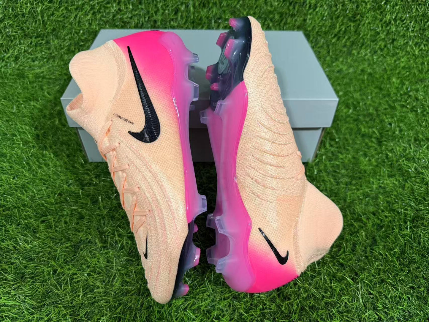 NIKE PHANTOM LUNA ELITE FG