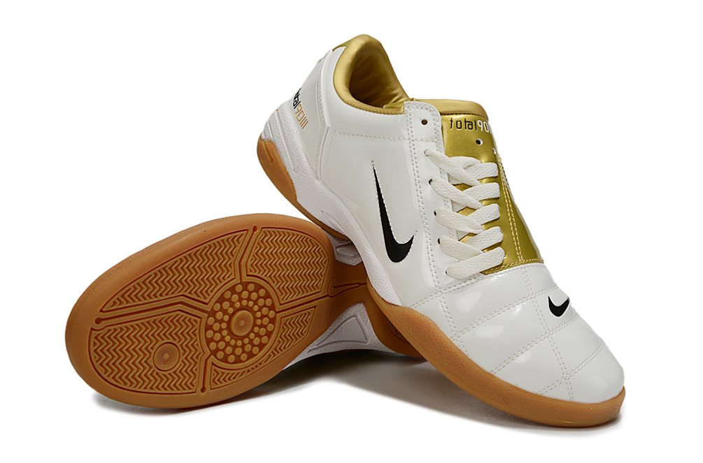 NIKE T90 IC
