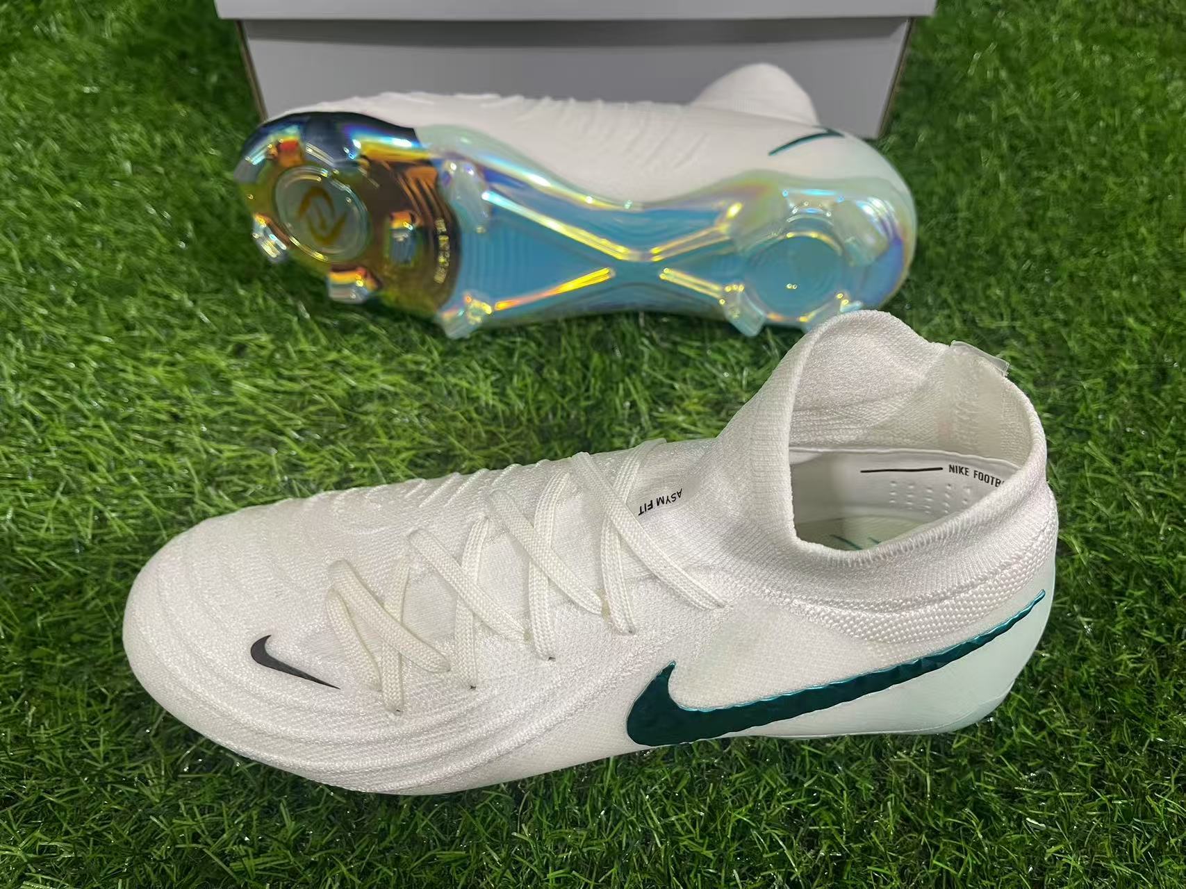 NIKE PHANTOM LUNA ELITE FG
