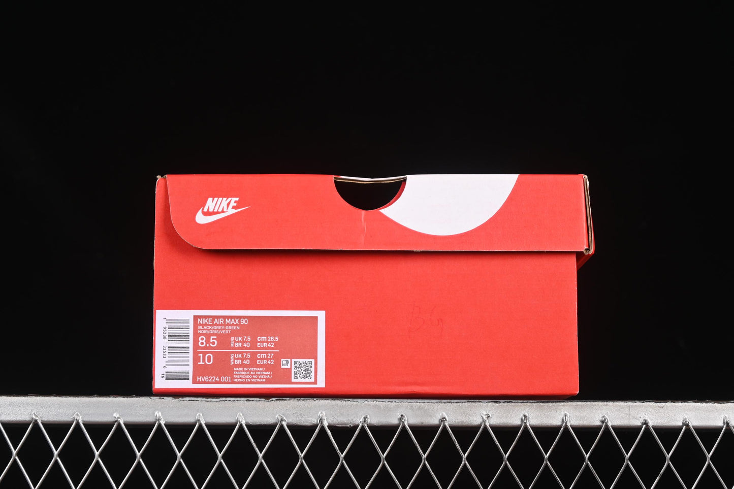 Nike Air Max 90 Retro Running Shoes with Air Cushion Technology - HV6224-001