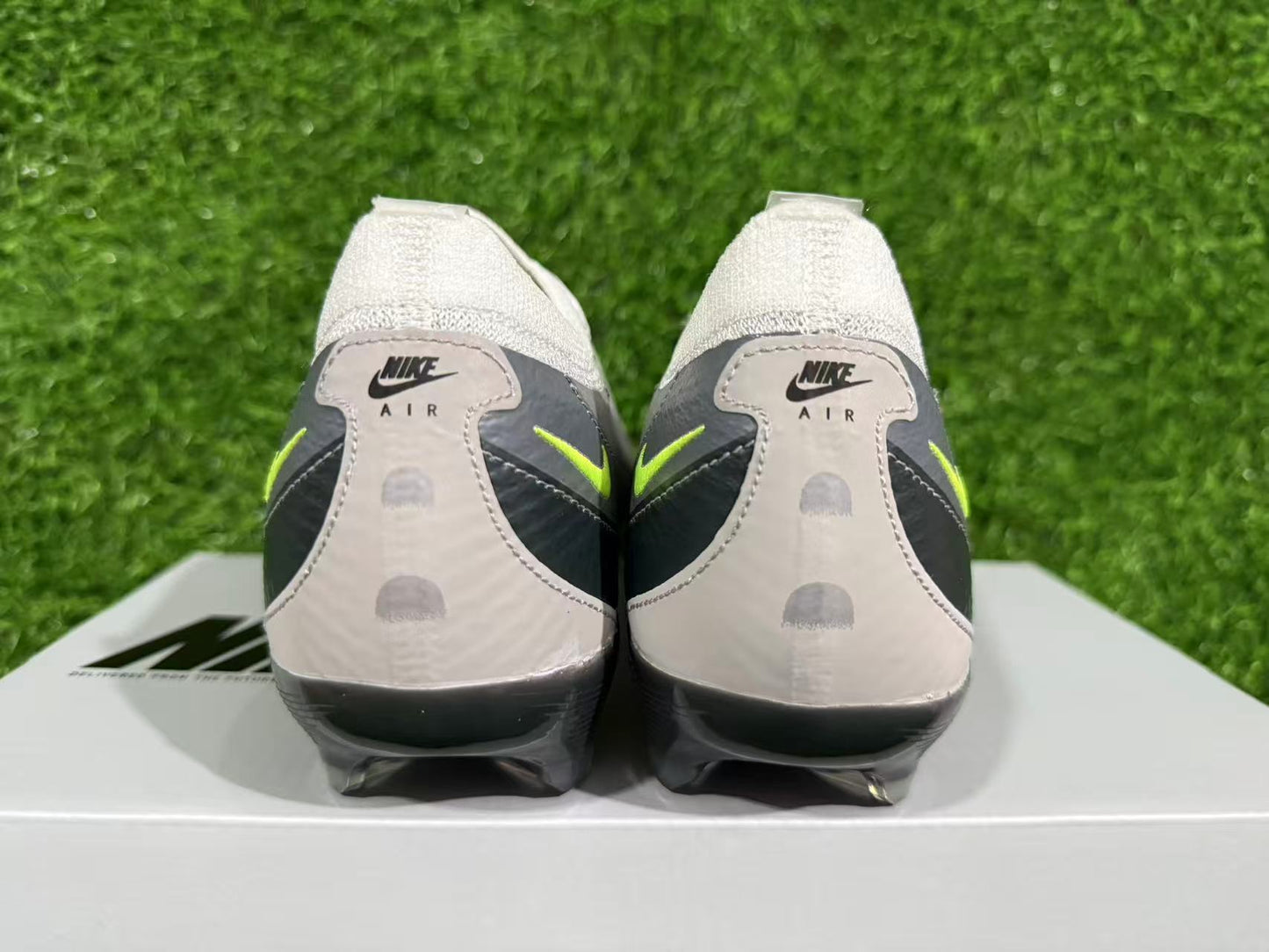 Nike Air Zoom Mercurial Vapor XV Elite