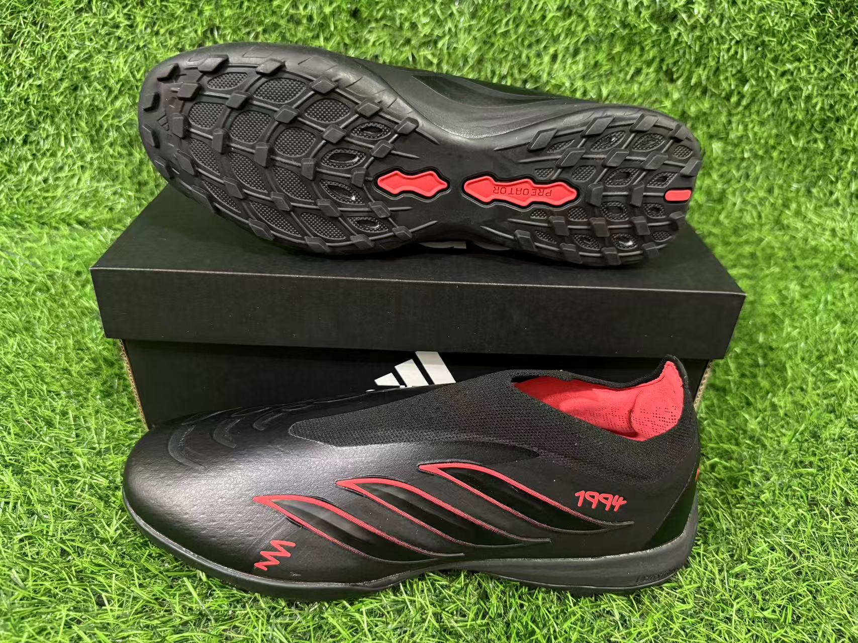 adidas 26 Predator Elite LL TF