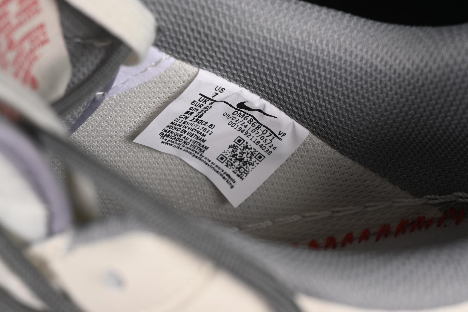 Nike Air Force 1 '07 Low Supreme Collaboration Dual-Tone Gray Lace-Up Casual Sneakers - DM6868-071