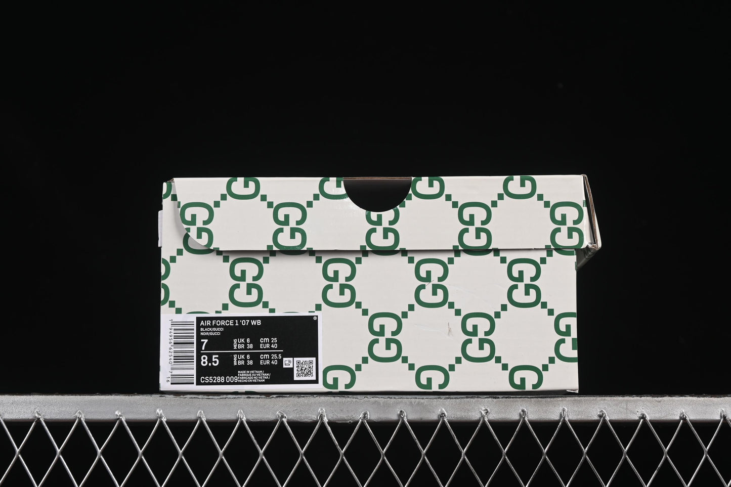 Nike Air Force 1'07 Low Gucci Collaboration Dual-Tone Mini Swoosh Casual Sneakers - CS5288-009